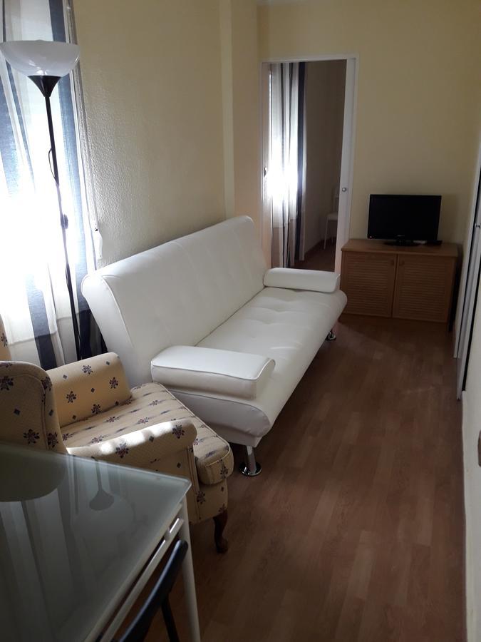 Apartamentos Vialia Sol Y Playa مالقة المظهر الخارجي الصورة